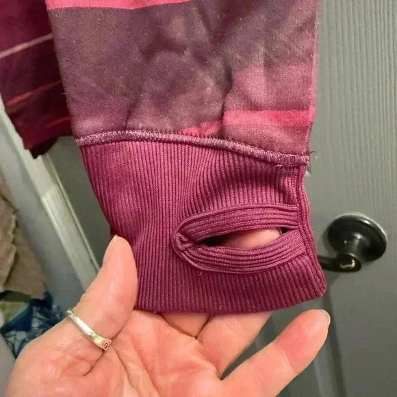 Women’s Oakley zippered front purple stripe drawstring hoodie jacket size S/P - Picture 4 of 12